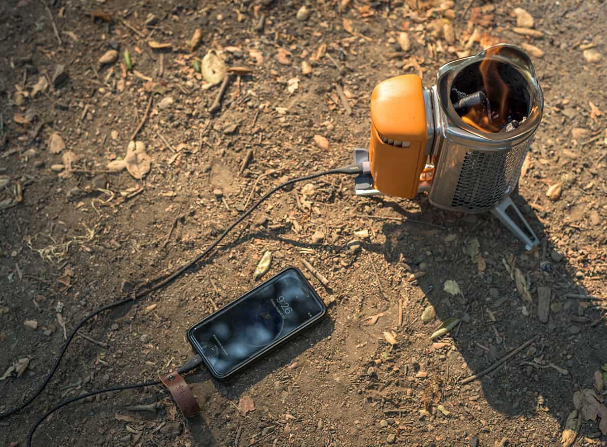 https://worldwaterreserve.com/wp-content/uploads/2021/08/Biolite-Campstove-2-Charging-Phone.jpg